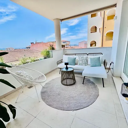 Residenza Bramante 2 شقة أولبيا